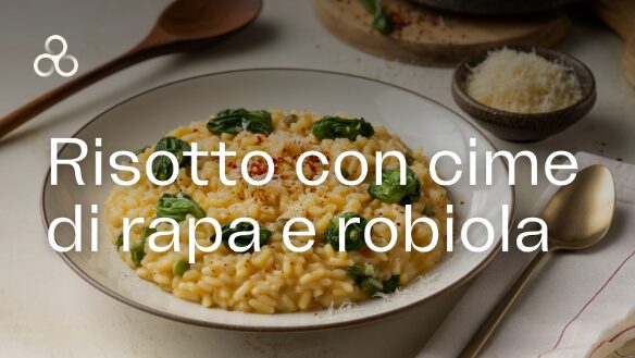 Risotto con cime di rapa e robiola e un pizzico di peperoncino
